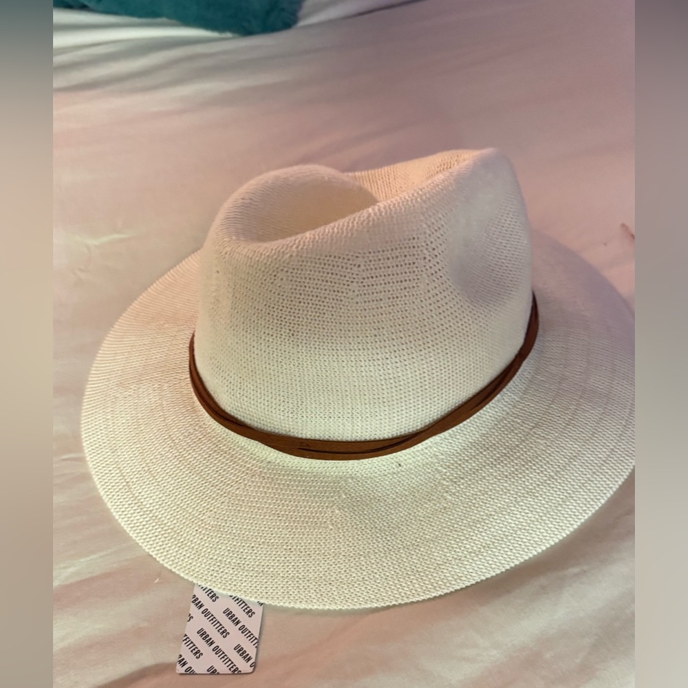 Brand New Urban Outfitters Cream Fedora with Brown Band